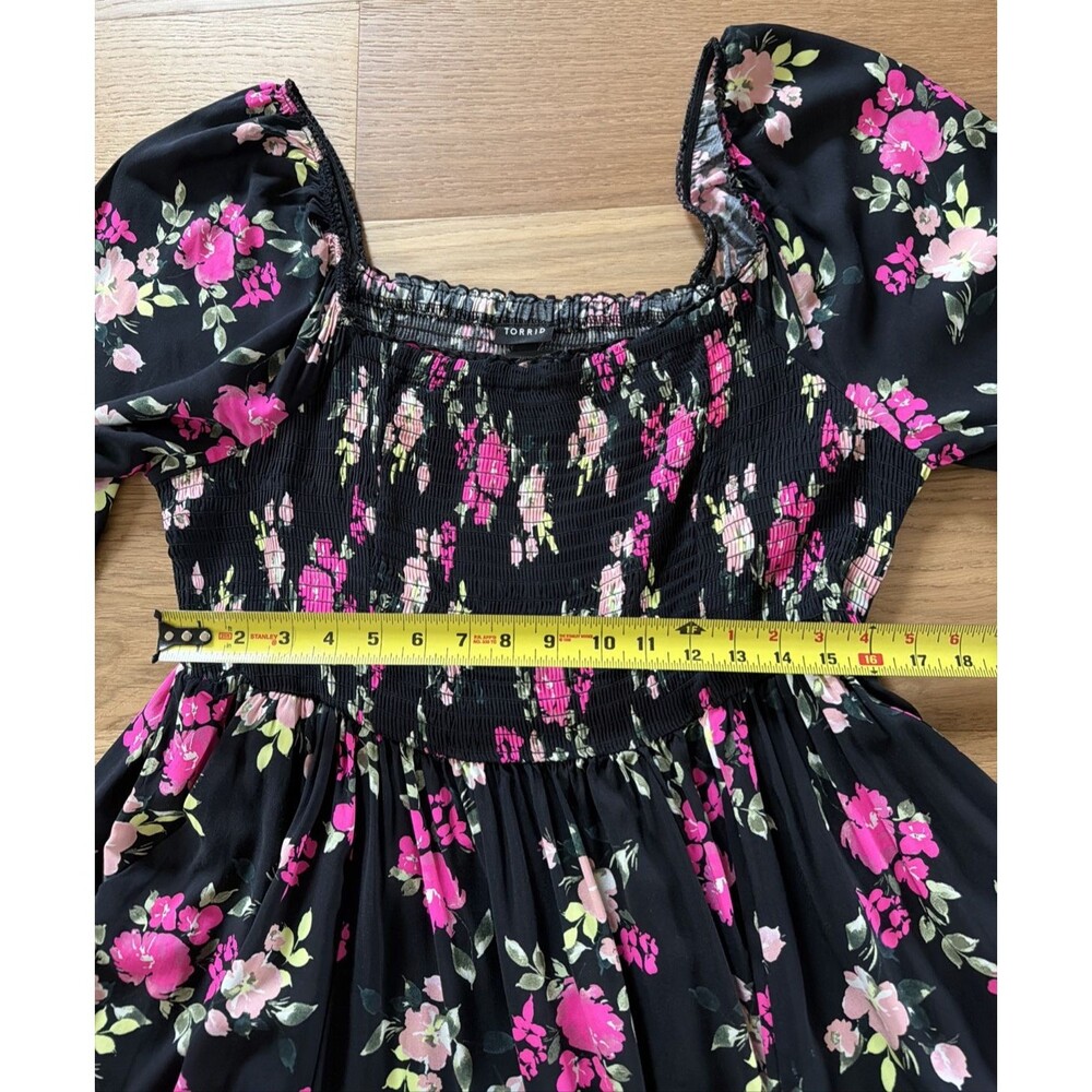 NWT Torrid Black Pink Floral Smock Midi Dress 2 Milkmaid Peasant Puff 3/4 Sleeve - Picture 12 of 16